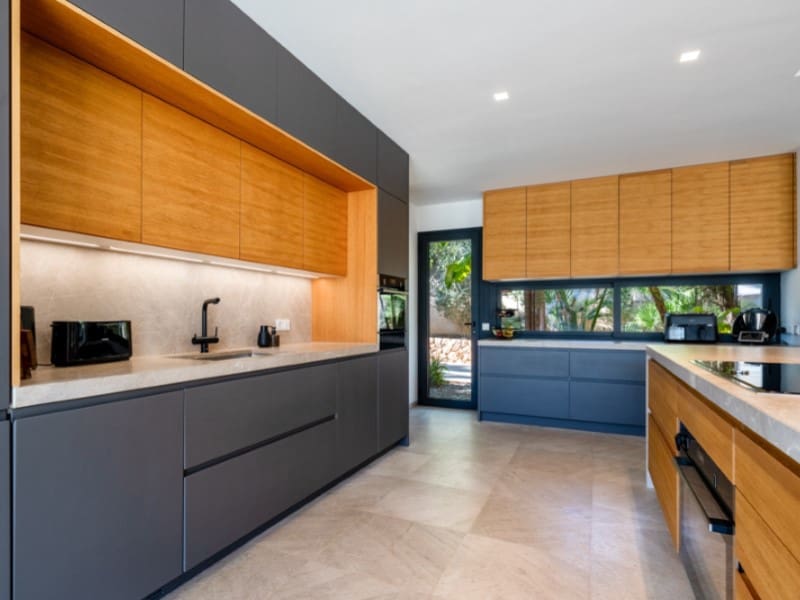 4 bedroom Villa for sale in Sol de Mallorca with garage - € 3,950,000 (Ref: 9732016)