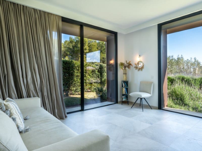 4 bedroom Villa for sale in Sol de Mallorca with garage - € 3,950,000 (Ref: 9732016)