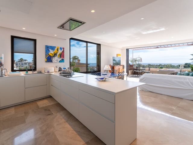 3 bedroom Apartment for sale in La Bonanova, Palma de Mallorca with garage - € 1,650,000 (Ref: 9747006)