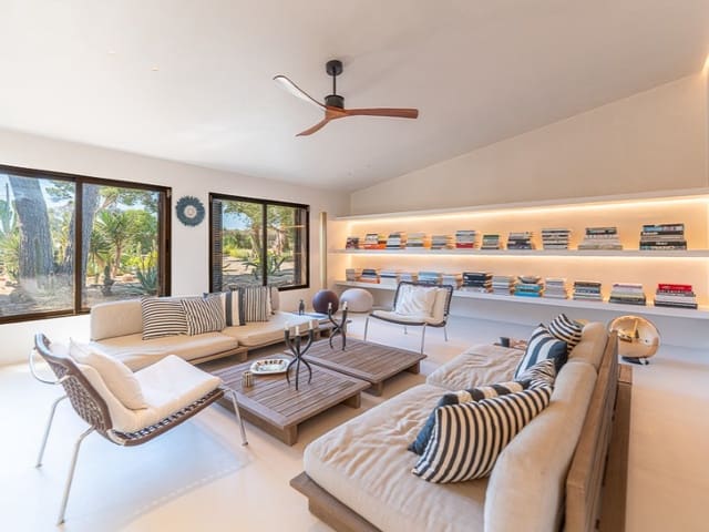 5 soveværelse Finca/Landehus til salg i Cala Santanyi, Santanyí med swimmingpool - € 1.895.000 (Ref: 9751915)