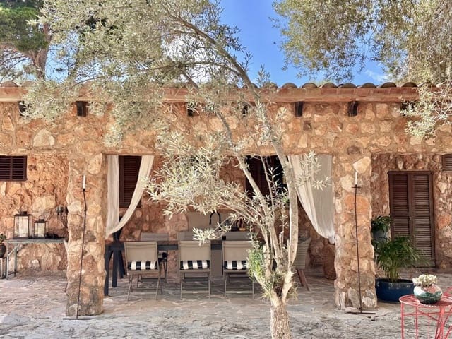 5 soveværelse Finca/Landehus til salg i Cala Santanyi, Santanyí med swimmingpool - € 1.895.000 (Ref: 9751915)