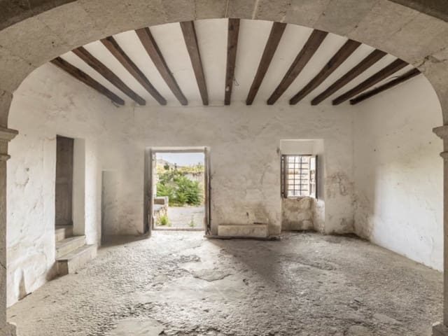 12 bedroom Finca/Country House for sale in Alaró with pool garage - € 14,500,000 (Ref: 9780452)