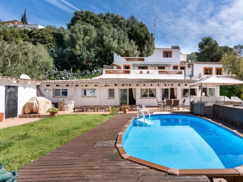 6 slaapkamer Villa te koop in Palma de Mallorca met zwembad - € 1.250.000 (Ref: 9780453)