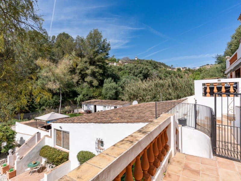 6 slaapkamer Villa te koop in Palma de Mallorca met zwembad - € 1.250.000 (Ref: 9780453)