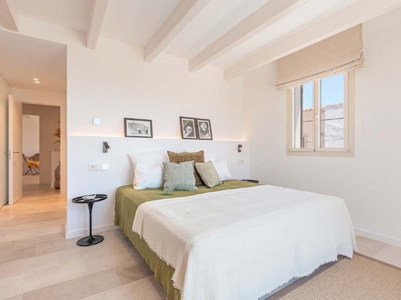 3 soveværelse Villa til salg i Ses Salines med swimmingpool garage - € 2.350.000 (Ref: 9785060)