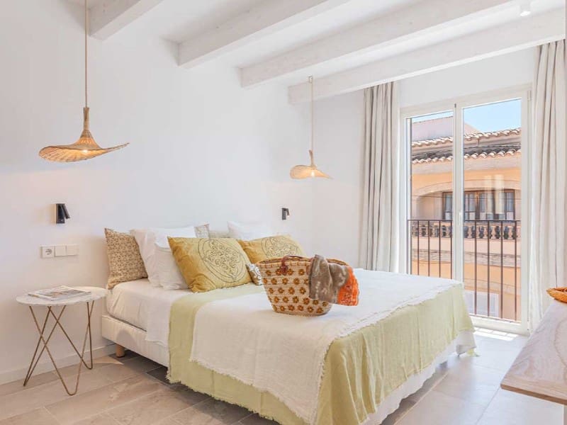 3 soveværelse Villa til salg i Ses Salines med swimmingpool garage - € 2.350.000 (Ref: 9785060)