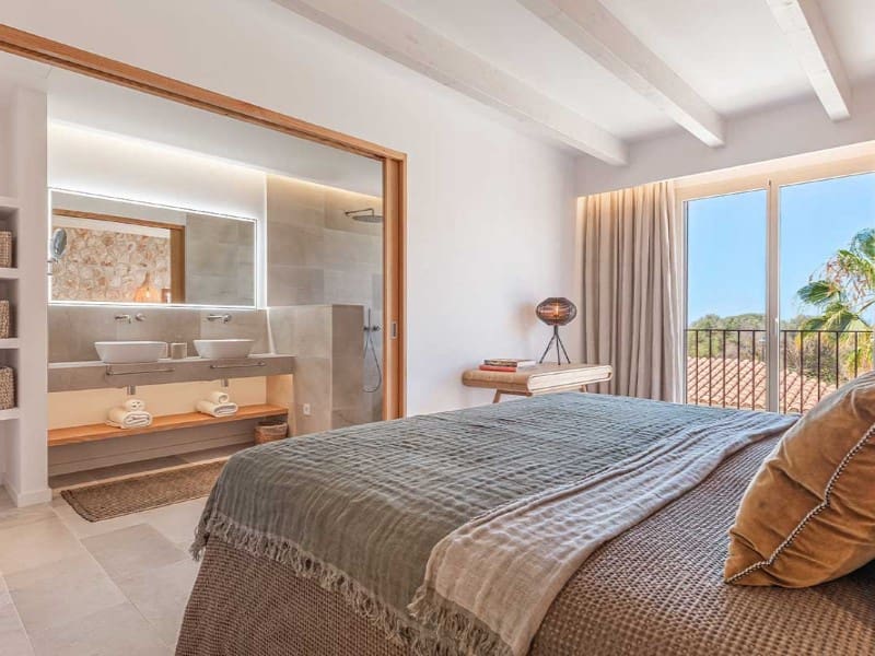 3 soveværelse Villa til salg i Ses Salines med swimmingpool garage - € 2.350.000 (Ref: 9785060)