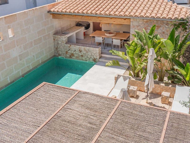 3 soveværelse Villa til salg i Ses Salines med swimmingpool garage - € 2.350.000 (Ref: 9785060)