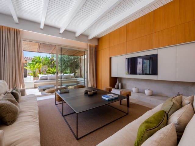 Chalet de 3 habitaciones en Ses Salines en venta con piscina garaje - 2.350.000 € (Ref: 9785060)
