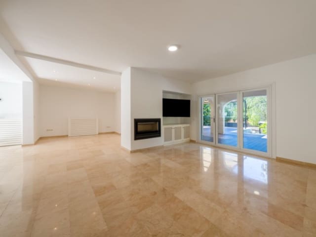 4 sypialnia Willa na sprzedaż w Es Capdella, Calvià z basenem garażem - 2 395 000 € (Ref: 9788331)