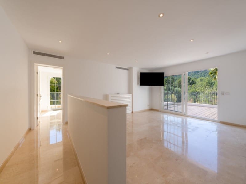 4 bedroom Villa for sale in Es Capdella with pool garage - € 2,395,000 (Ref: 9788331)