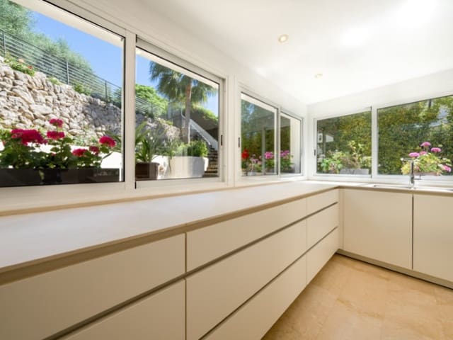 4 sypialnia Willa na sprzedaż w Es Capdella, Calvià z basenem garażem - 2 395 000 € (Ref: 9788331)