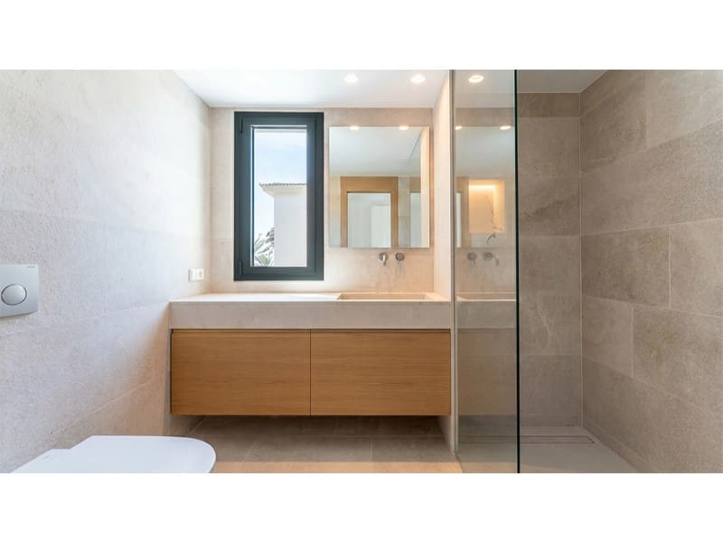 2 bedroom Apartment for sale in Playa de Palma with pool - € 1,675,000 (Ref: 9804218)