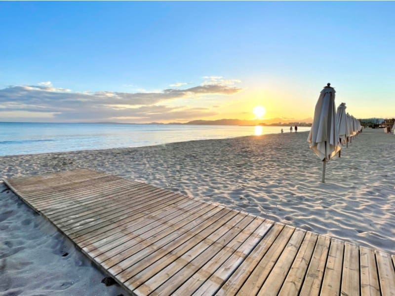 2 bedroom Apartment for sale in Playa de Palma with pool - € 1,450,000 (Ref: 9804219)