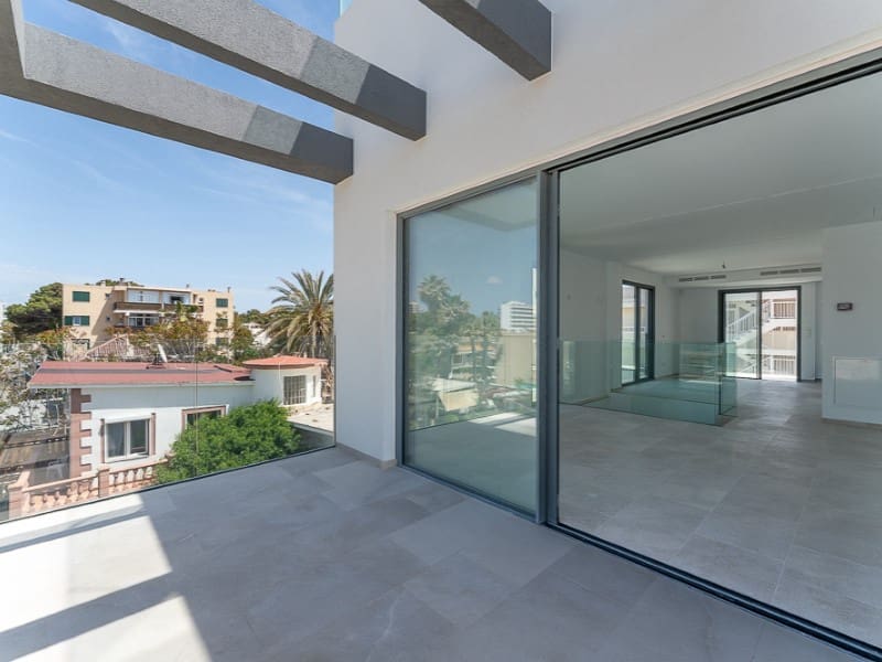 2 bedroom Apartment for sale in Playa de Palma with pool - € 1,450,000 (Ref: 9804219)