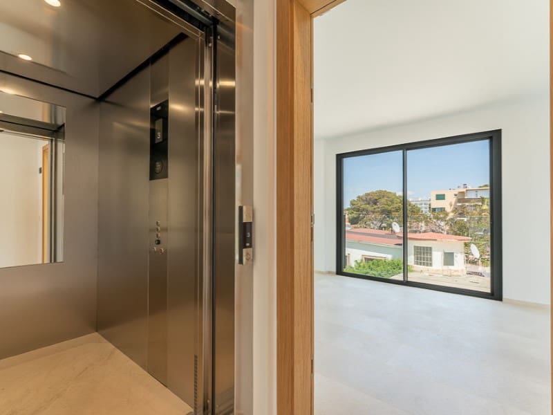 2 bedroom Apartment for sale in Playa de Palma with pool - € 1,450,000 (Ref: 9804219)