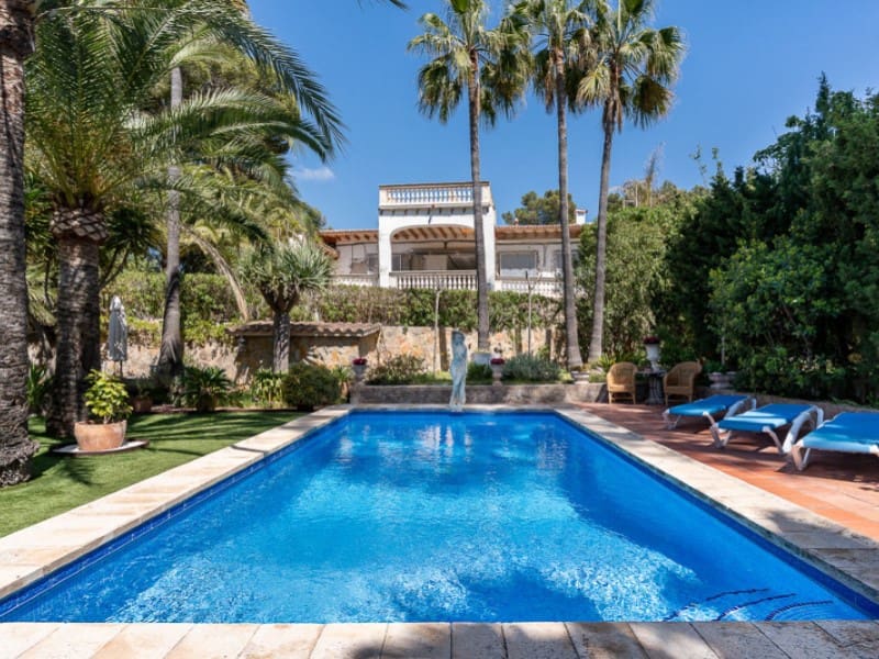 4 slaapkamer Villa te koop in Santa Ponsa met zwembad - € 2.950.000 (Ref: 9808116)