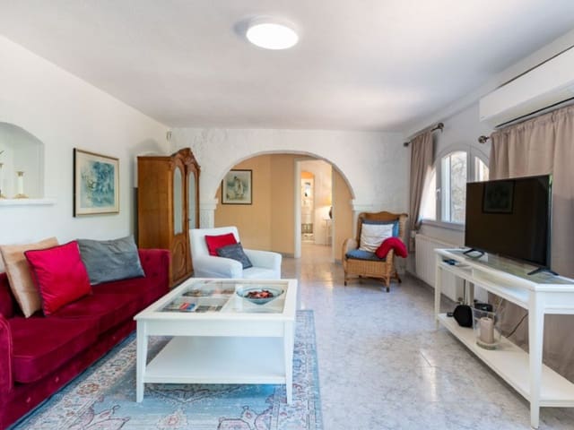 4 slaapkamer Villa te koop in Santa Ponsa, Calvià met zwembad - € 2.950.000 (Ref: 9808116)