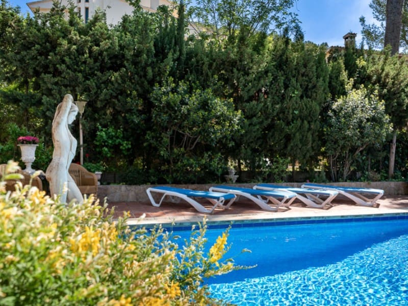 4 slaapkamer Villa te koop in Santa Ponsa met zwembad - € 2.950.000 (Ref: 9808116)