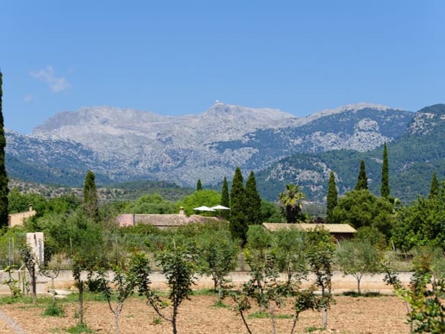 Finca/Casa Rural de 3 habitaciones en Binissalem en venta - 950.000 € (Ref: 9808118)