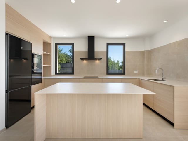 3 Zimmer Villa zu verkaufen in Lloseta mit Pool Garage - 1.400.000 € (Ref: 9811498)