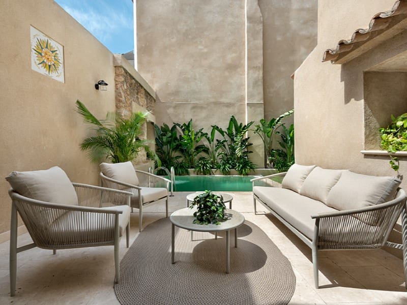 3 bedroom Villa for sale in Alaro with pool garage - € 1,550,000 (Ref: 9820328)