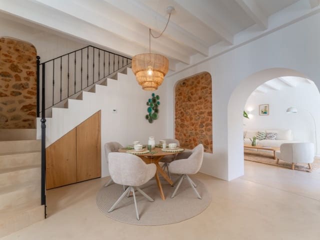 3 quarto Moradia para venda em Alaró com piscina garagem - 1 550 000 € (Ref: 9820328)