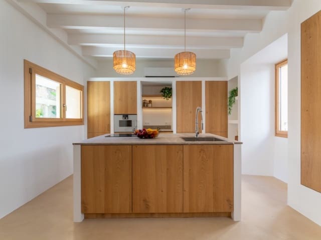 3 quarto Moradia para venda em Alaró com piscina garagem - 1 550 000 € (Ref: 9820328)