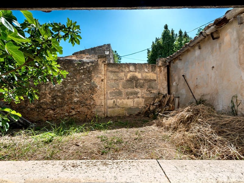 2 bedroom Villa for sale in Binissalem - € 900,000 (Ref: 9820330)