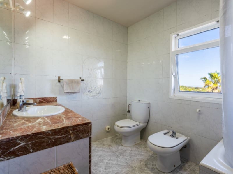 5 bedroom Villa for sale in Santanyi with garage - € 1,600,000 (Ref: 9829004)