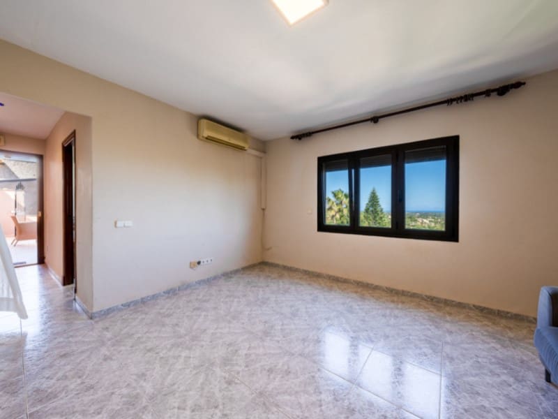 5 bedroom Villa for sale in Santanyi with garage - € 1,600,000 (Ref: 9829004)