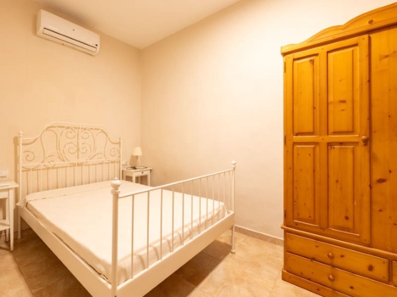 5 bedroom Villa for sale in Santanyi with garage - € 1,600,000 (Ref: 9829004)