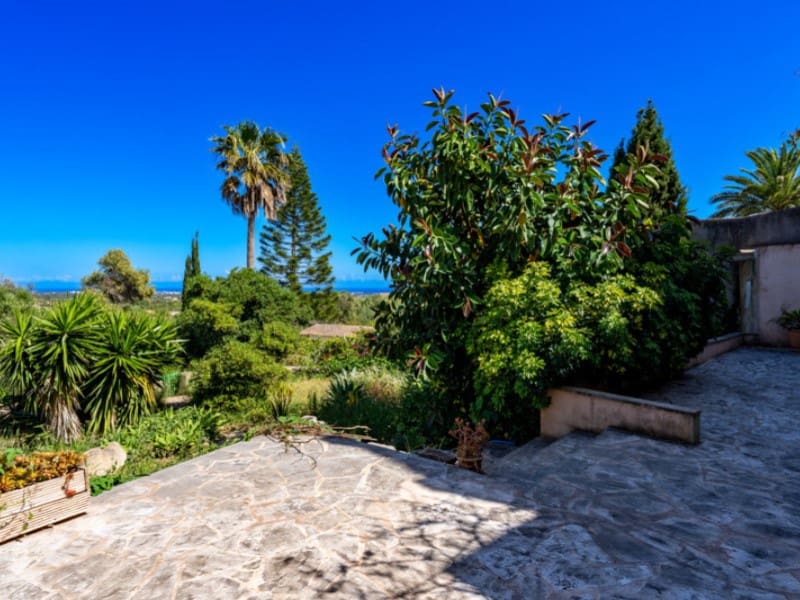5 bedroom Villa for sale in Santanyi with garage - € 1,600,000 (Ref: 9829004)