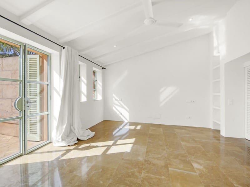 4 quarto Moradia para venda em Ses Salines com piscina - 1 750 000 € (Ref: 9831240)