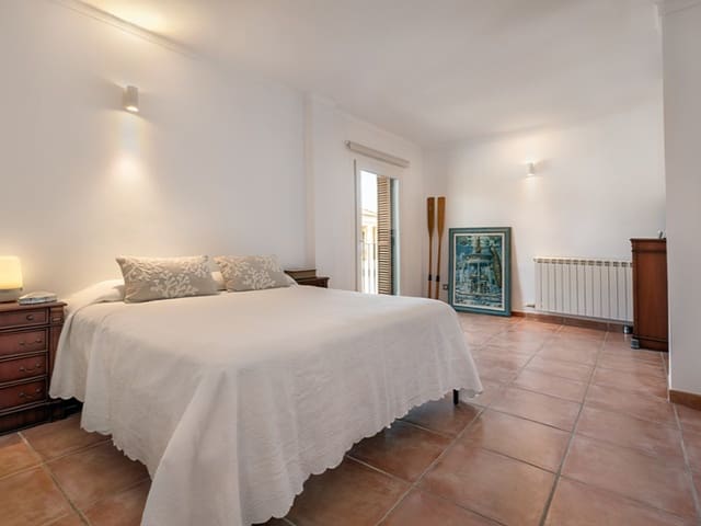 4 slaapkamer Villa te koop in Consell met garage - € 850.000 (Ref: 9833804)