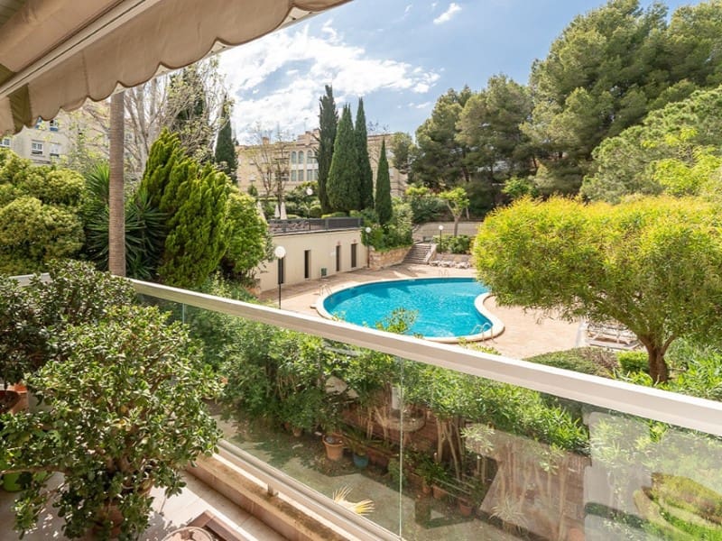 3 bedroom Apartment for sale in Palma de Mallorca with garage - € 685,000 (Ref: 9836469)