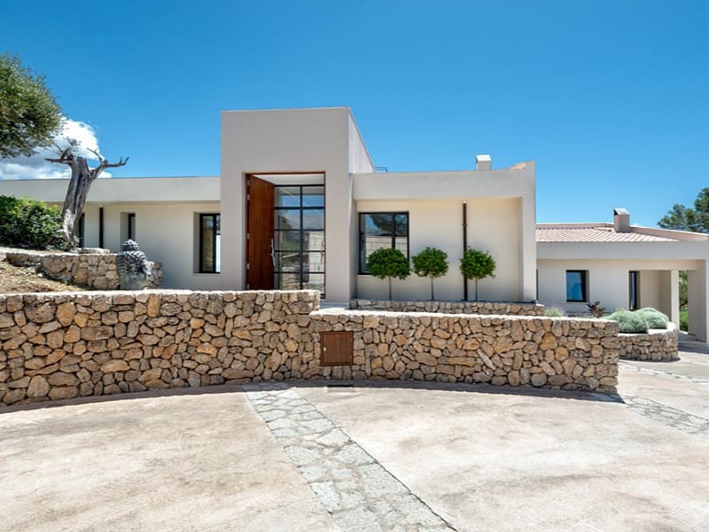 4 bedroom Finca/Country House for sale in Selva with pool garage - € 3,595,000 (Ref: 9846154)