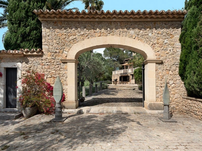 5 bedroom Finca/Country House for sale in Alaro with pool garage - € 5,950,000 (Ref: 9857621)