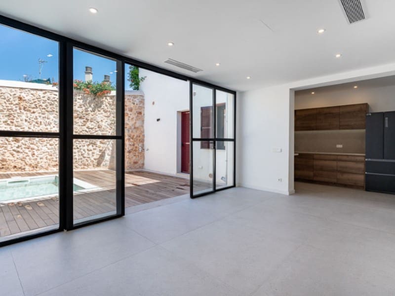 4 soveværelse Villa til salg i Campos med swimmingpool - € 1.350.000 (Ref: 9861801)