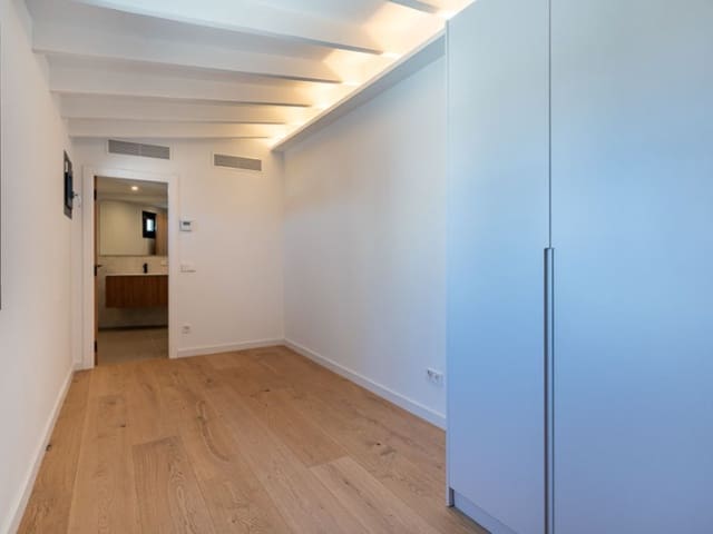 4 soveværelse Villa til salg i Campos med swimmingpool - € 1.350.000 (Ref: 9861801)