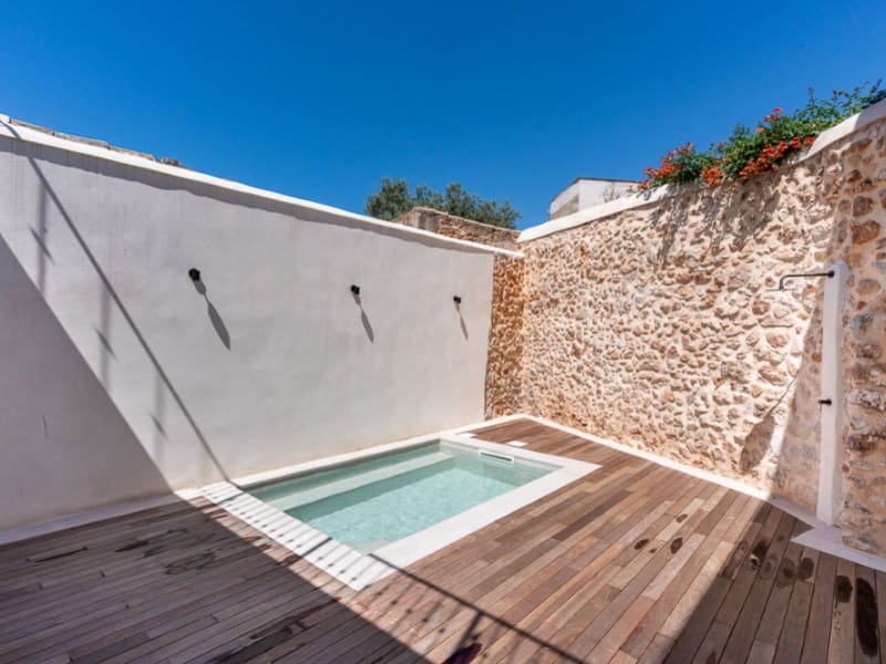 4 soveværelse Villa til salg i Campos med swimmingpool - € 1.350.000 (Ref: 9861801)
