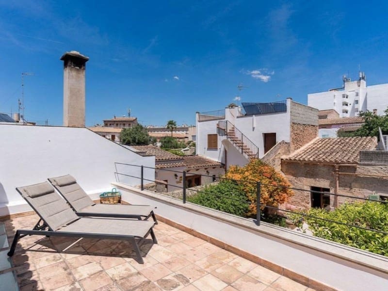 4 bedroom Villa for sale in Campos with pool - € 1,395,000 (Ref: 9868493)