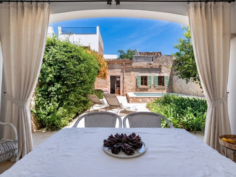 4 bedroom Villa for sale in Campos with pool - € 1,395,000 (Ref: 9868493)