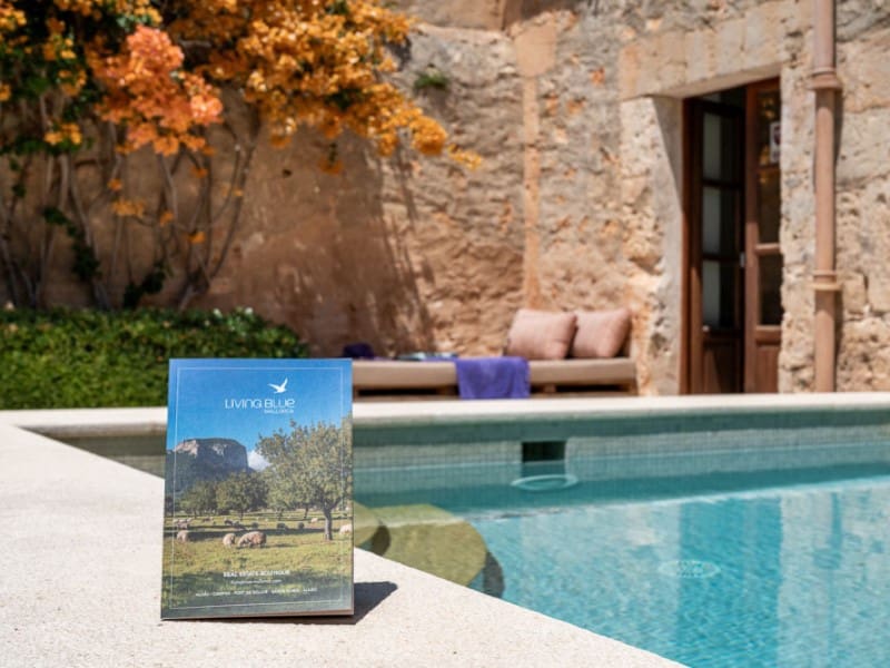 4 bedroom Villa for sale in Campos with pool - € 1,395,000 (Ref: 9868493)