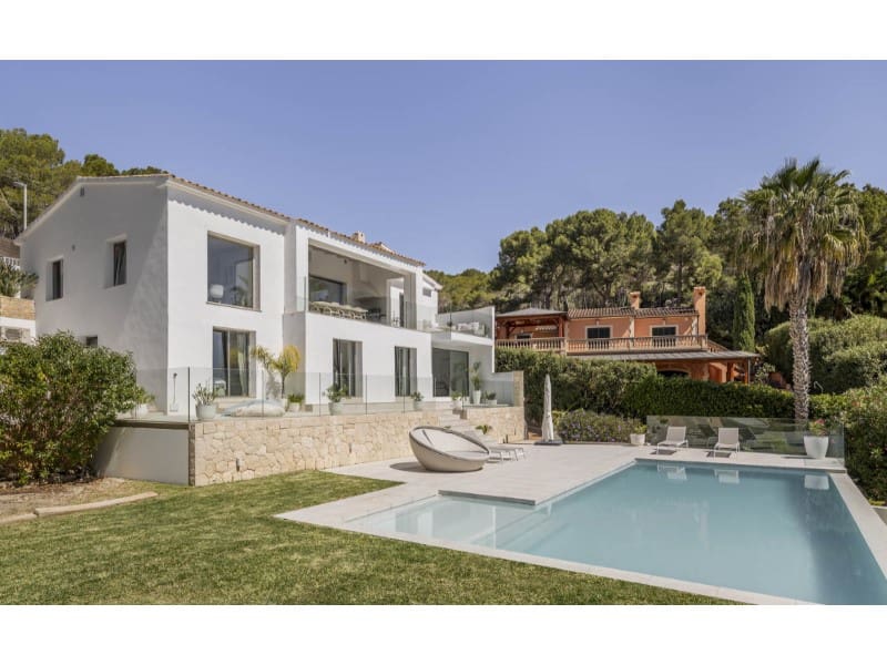 5 makuuhuone Huvila myytävänä paikassa Es Camp De Mar / El Camp De Mar mukana uima-altaan - 3 850 000 € (Ref: 9868494)
