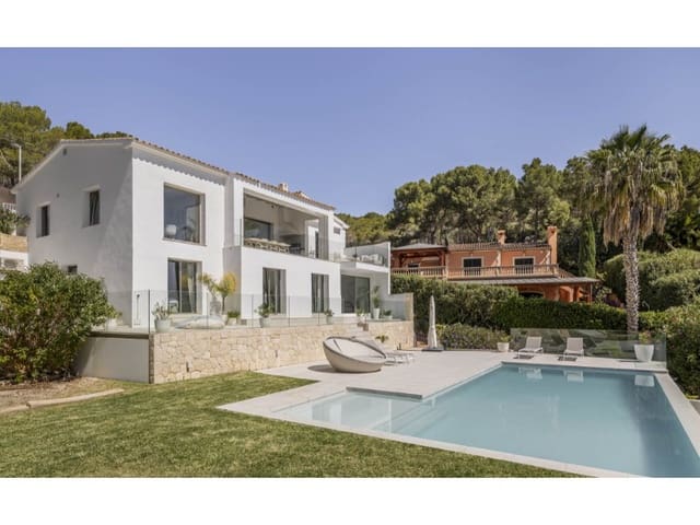 5 makuuhuone Huvila myytävänä paikassa Es Camp De Mar / El Camp De Mar, Andratx mukana uima-altaan - 3 850 000 € (Ref: 9868494)
