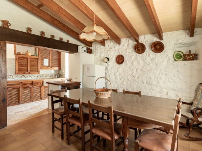 4 soverom Villa til salgs i Santa Maria del Cami med garasje - € 1 750 000 (Ref: 9873202)