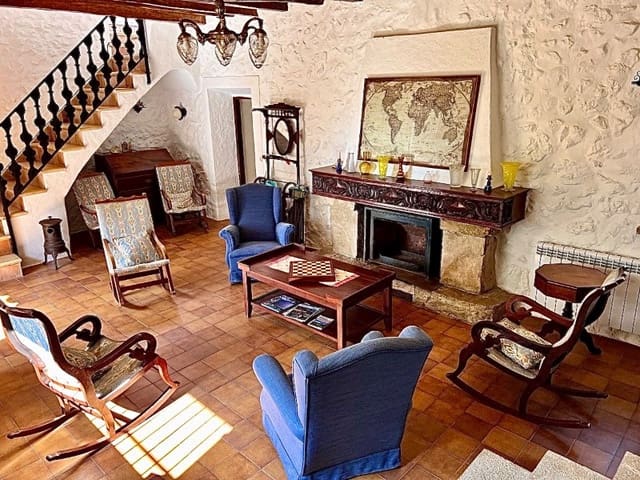 4 sypialnia Willa na sprzedaż w Santa María del Camí z garażem - 1 750 000 € (Ref: 9873202)
