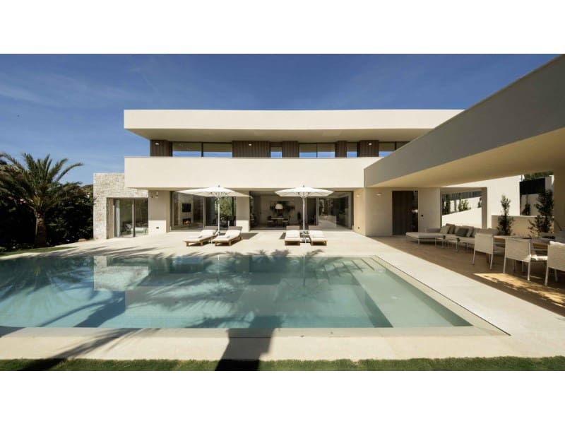 4 slaapkamer Villa te koop in Bunyola met garage - € 3.400.000 (Ref: 9876006)