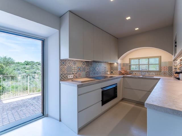 4 soverom Finca/Herregård til salgs i Cala Murada, Manacor med svømmebasseng - € 2 200 000 (Ref: 9879012)